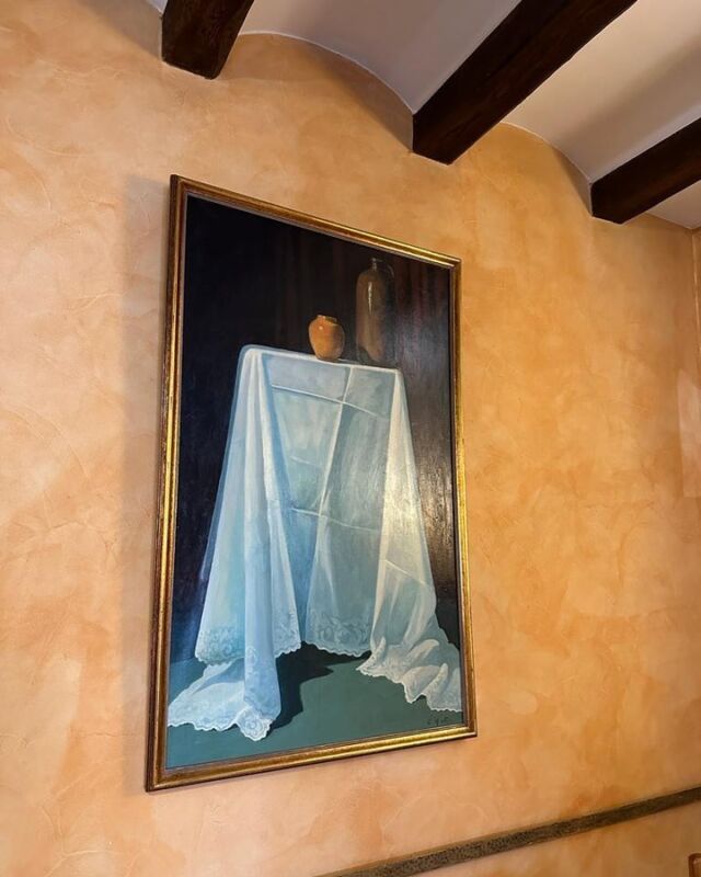 Avui volem posar-vos a prova. 😉 Aquest quadre és al nostre hotel. Si hi has estat, segur que ens saps dir a on es troba. 😜

Hoy queremos poneros a prueba. 😉 Este cuadro está en nuestro hotel. Si has estado, seguro que sabes decirnos dónde se encuentra. 😜

www.hotelmiralles.com

.

.

.

.

.

.

.

.

.

.

.

#HotelMiralles #ruralterraalta #hortadesantjoan #terraalta #catalunyaexperience #bondia #weekend #findesemana #hotelrural #hotelesrurales #natura #destinos #otoño #tardor #autumn #sunrise #amanecer #amaneceres #catalunya #orta #naturaleza #nature #hoteles #hotels #restaurante #restaurant